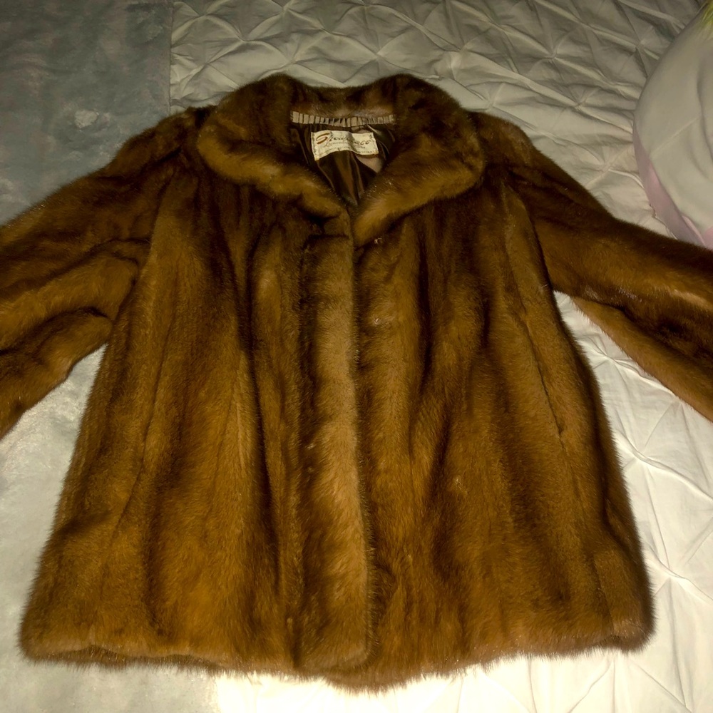 Ladies Vintage mink jacket - light warm brown